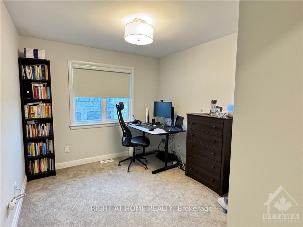 62 LOGGERHEAD Heights photo 18