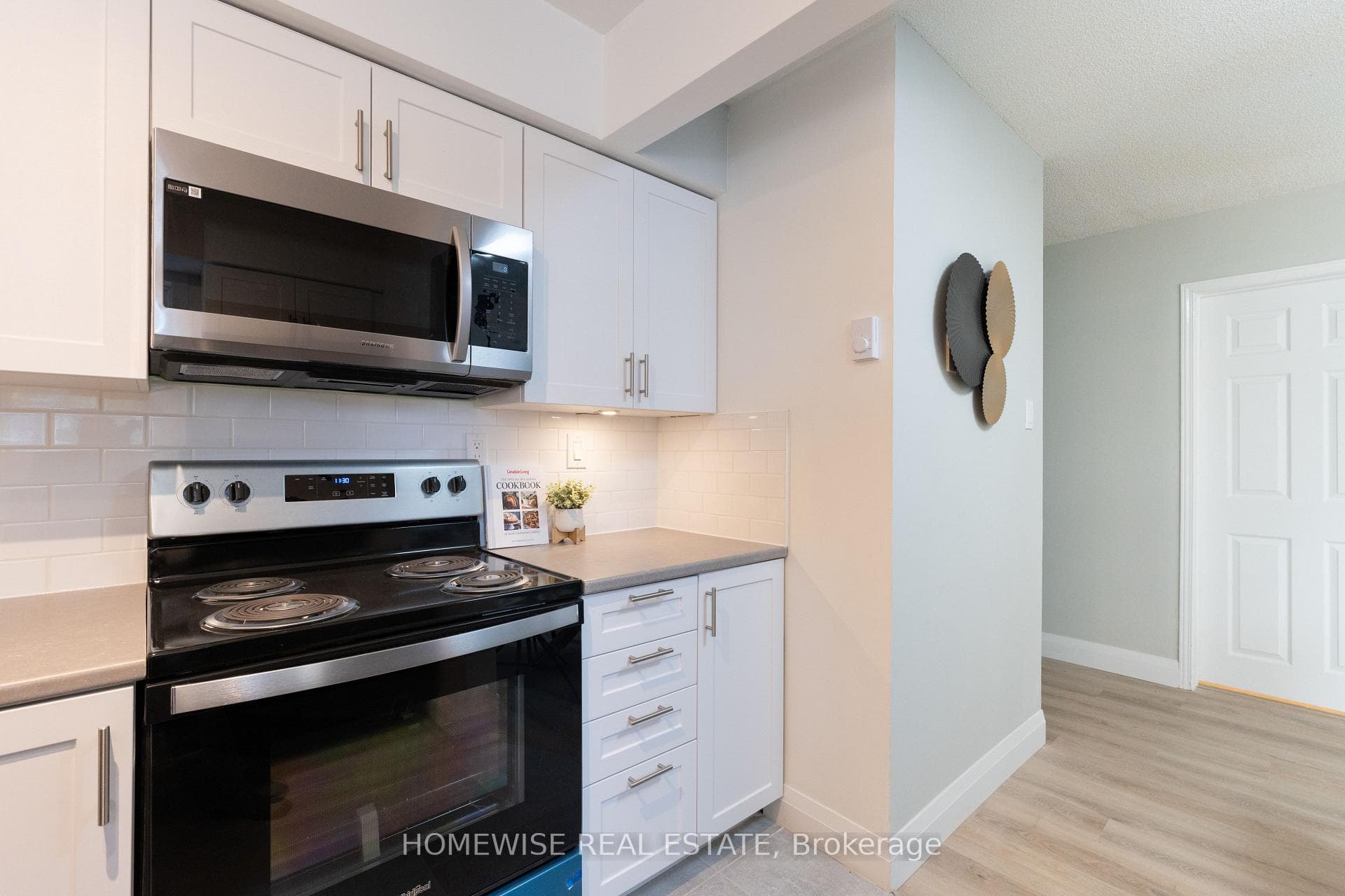 240 Ormond Drive Unit B5 photo 8