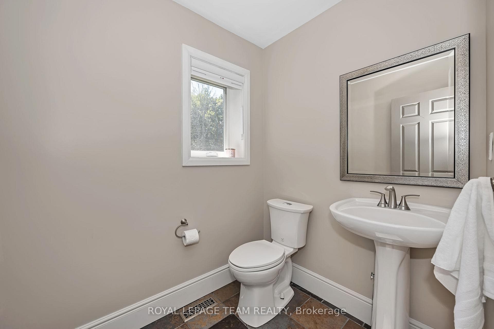 104 Sol Lane photo 24
