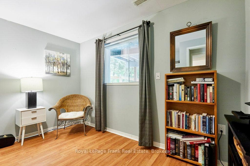 156 Acton Road photo 41