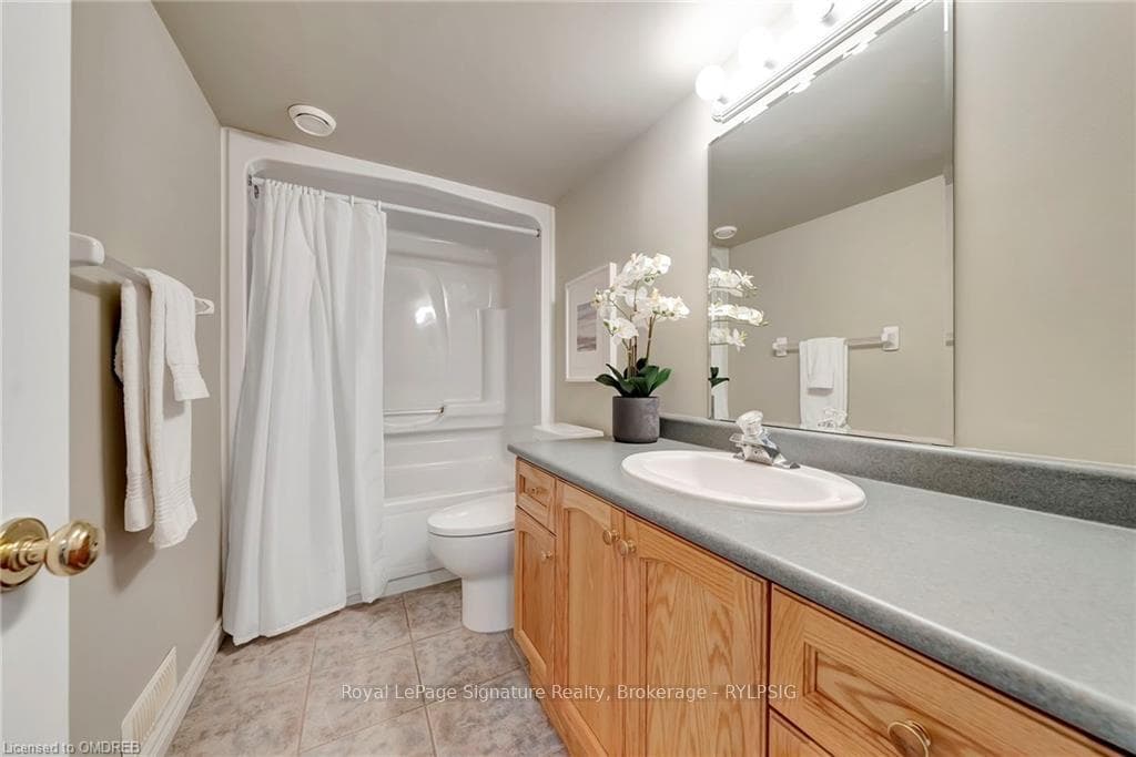 227 FARLEY Drive photo 35