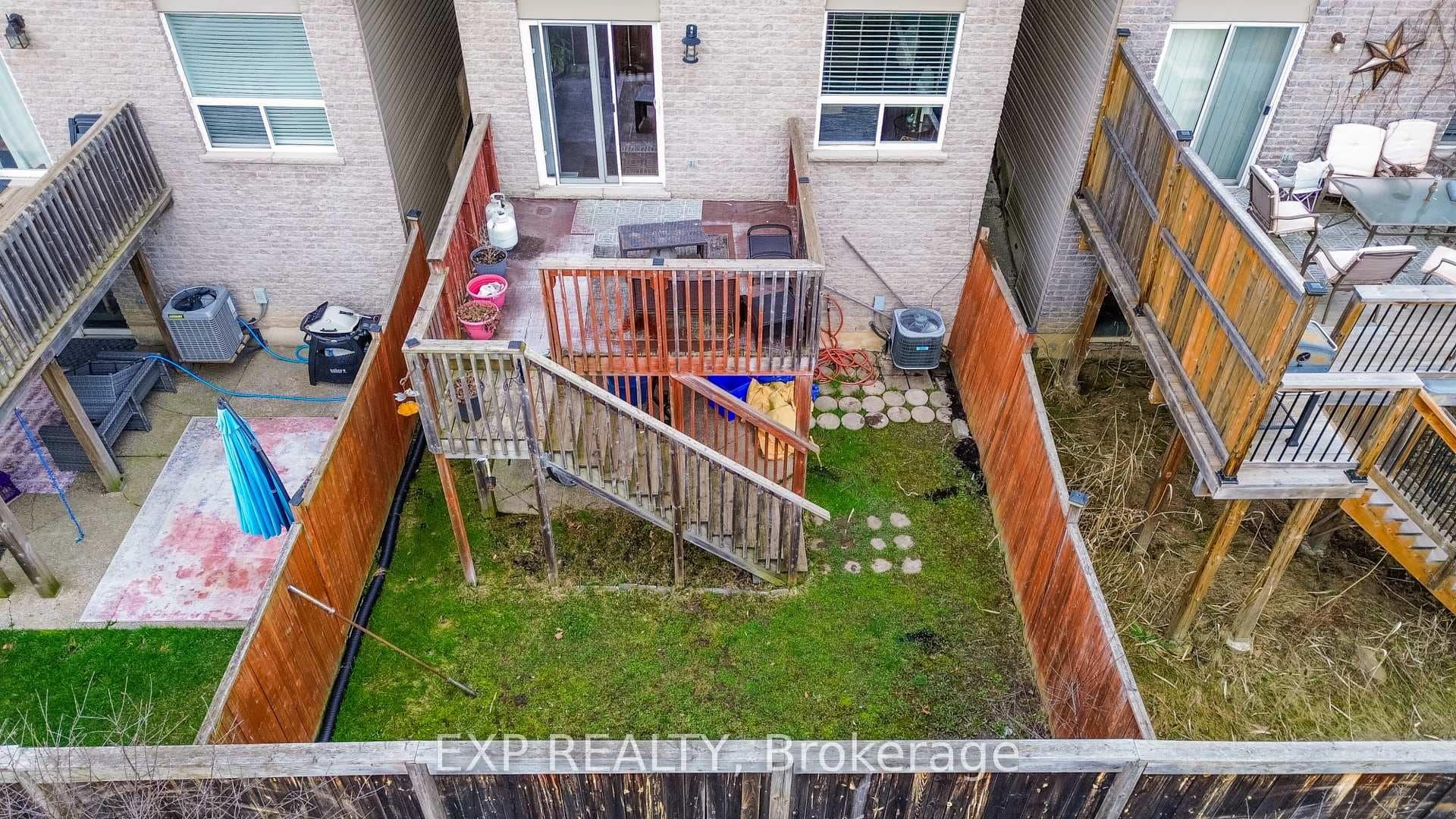 35 Thames Way photo 40
