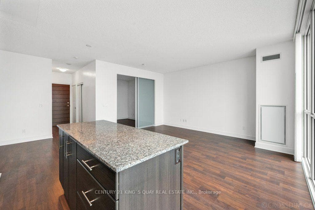 35 Brian Peck Crescent Unit PH3 photo 12