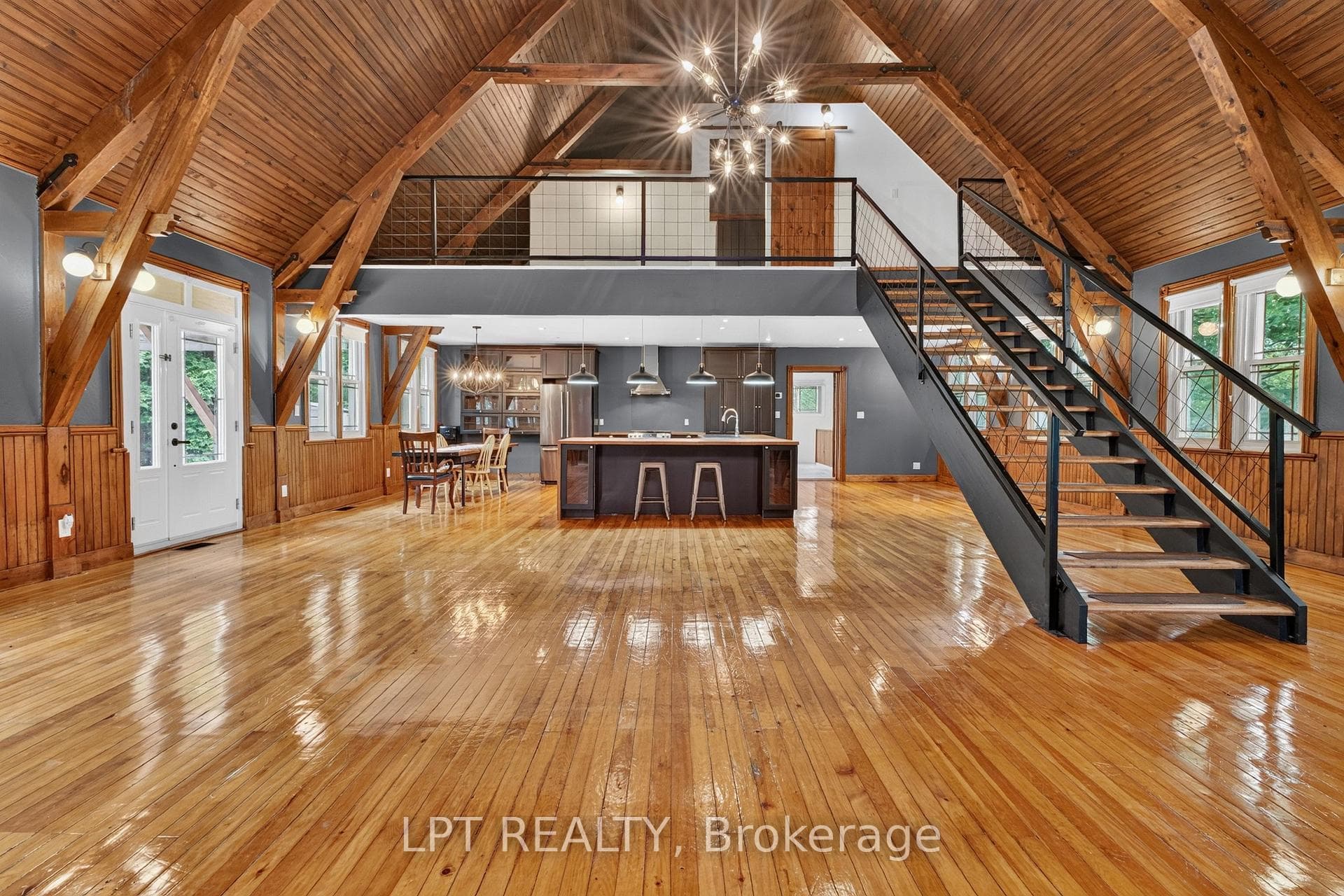 26 Charbonneau Street photo 22
