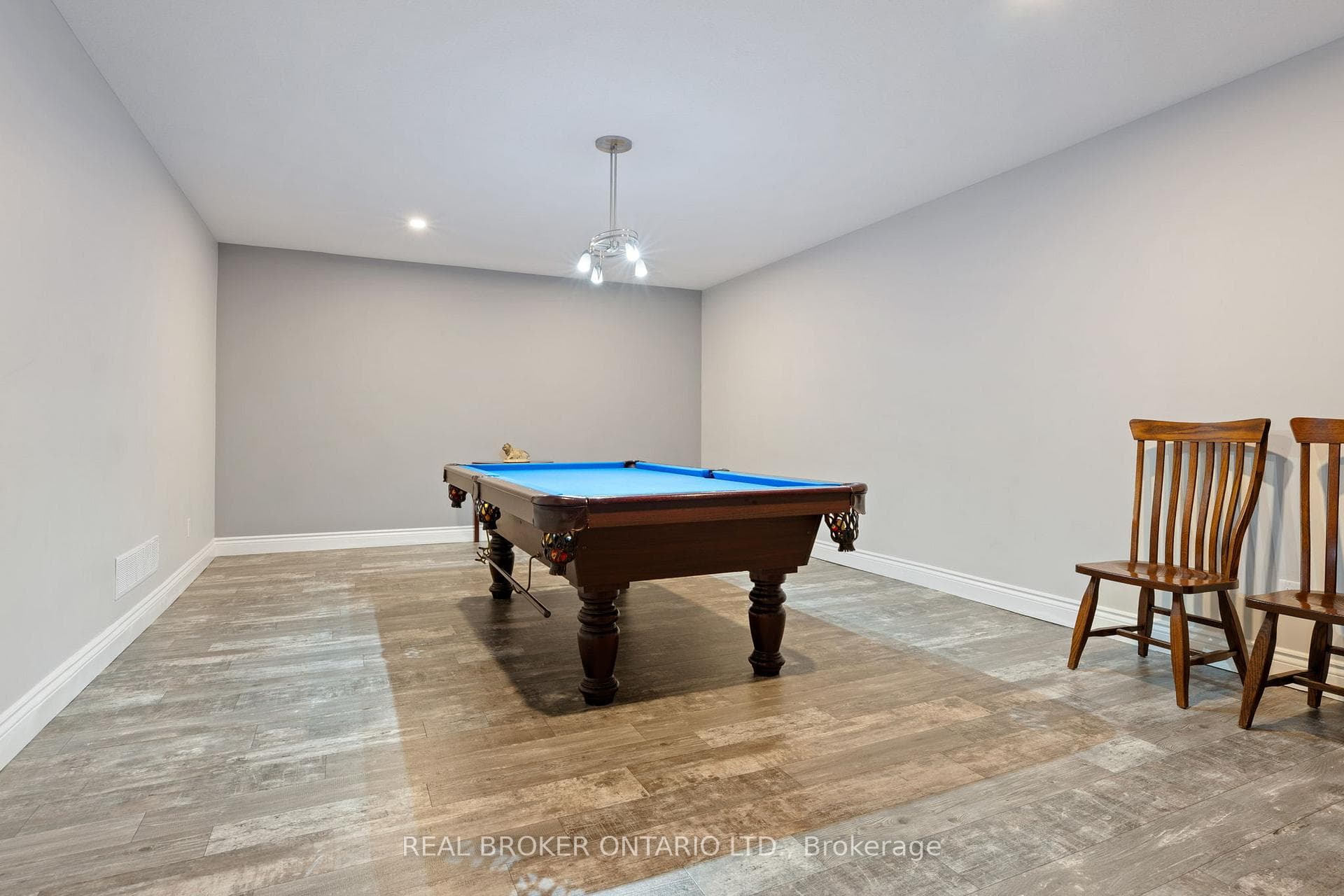 11721 Plank Road photo 23
