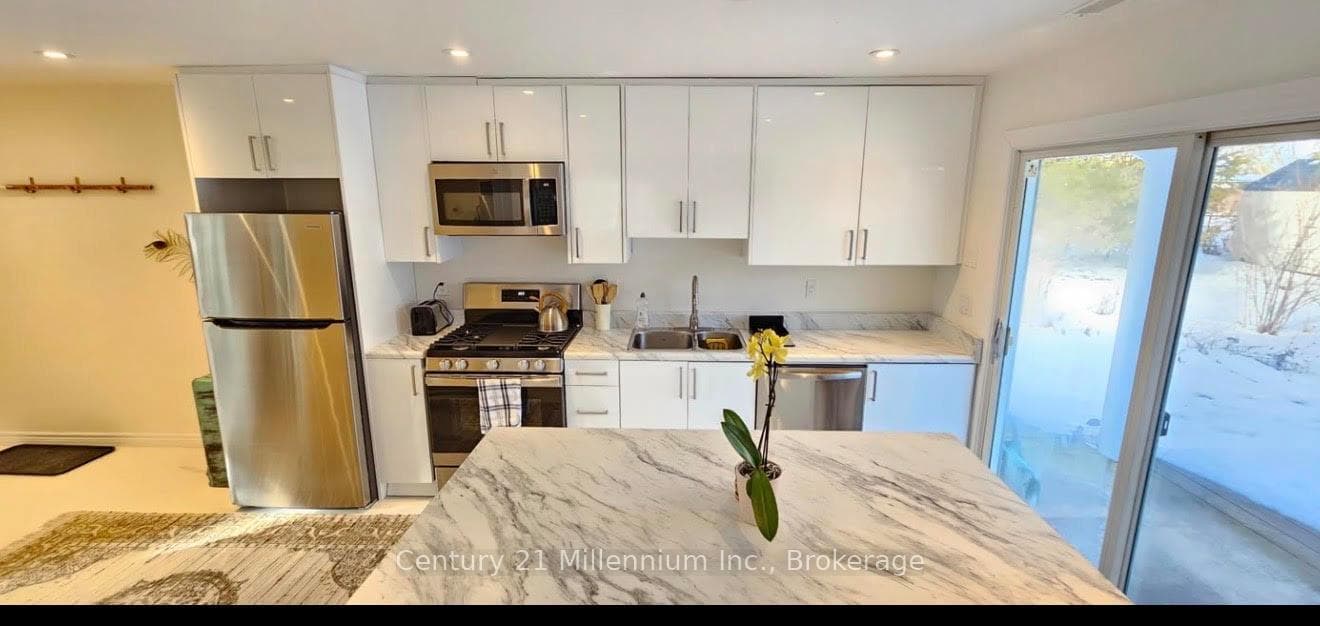 Suite kitchen