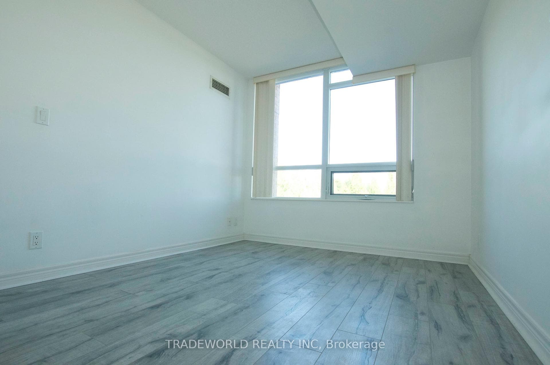 33 Cox Boulevard Unit 516 photo 16