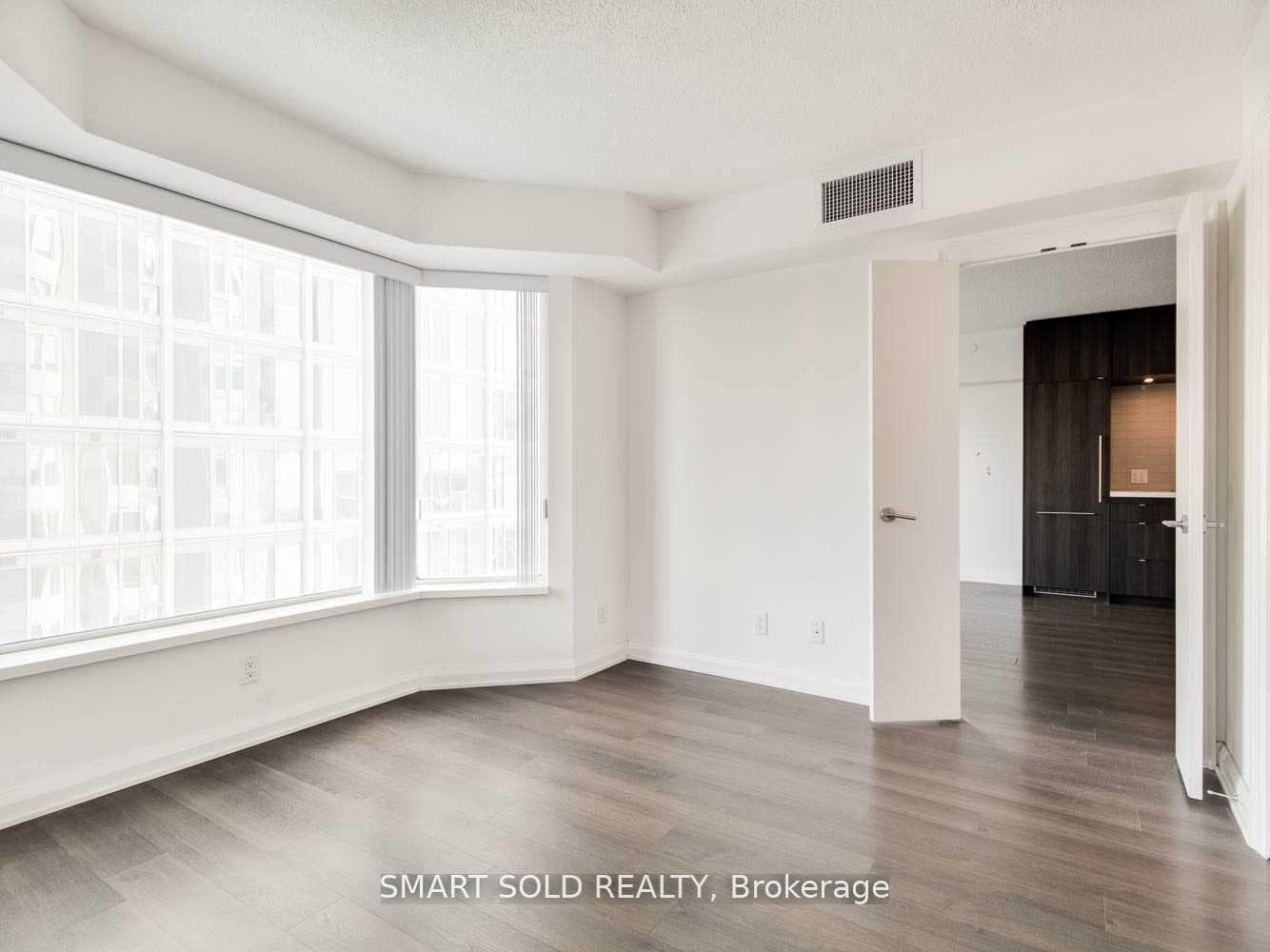 155 Yorkville Avenue Unit 2508 photo 13