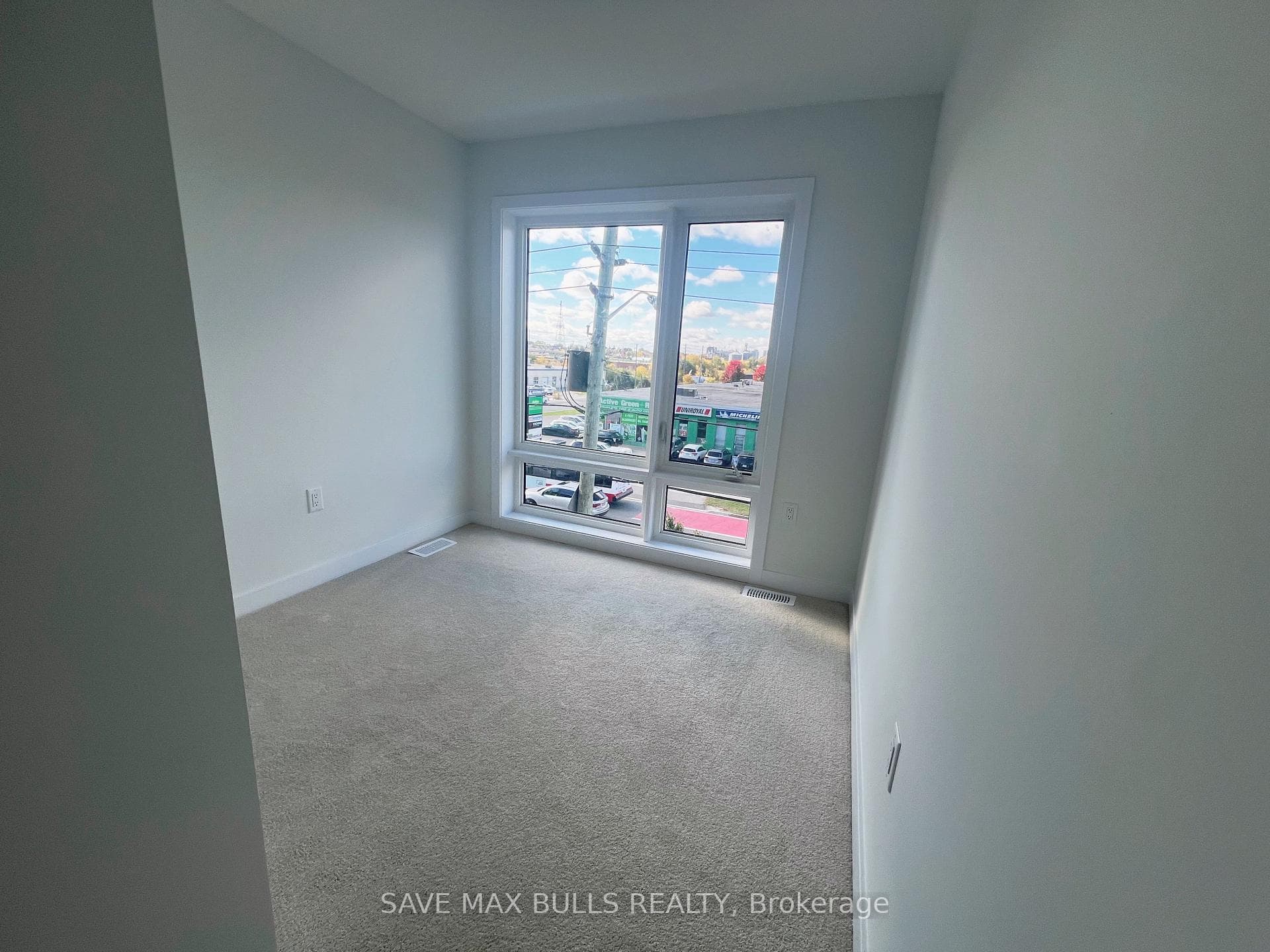 1537 MIDLAND Avenue photo 16