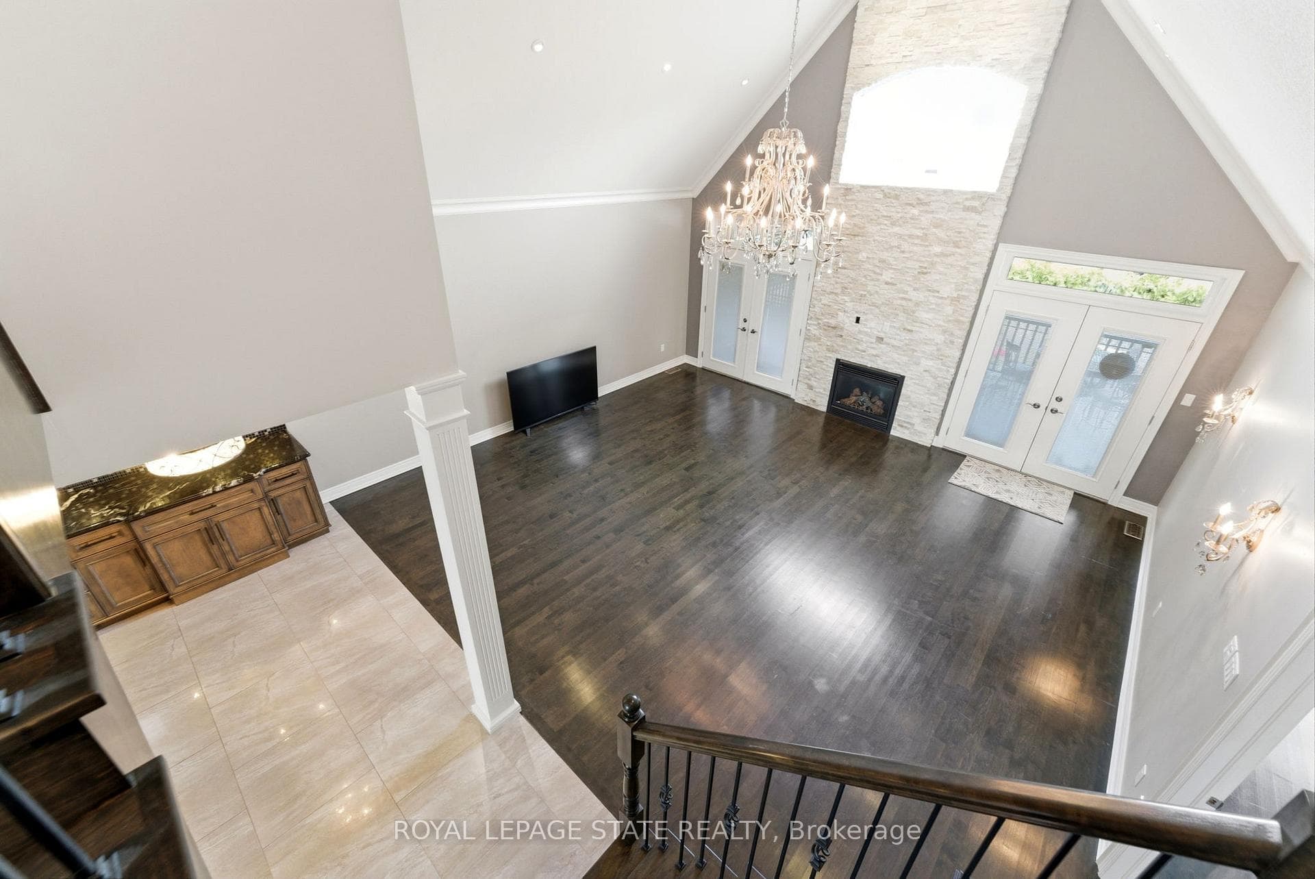 85 Hillcroft Drive photo 22