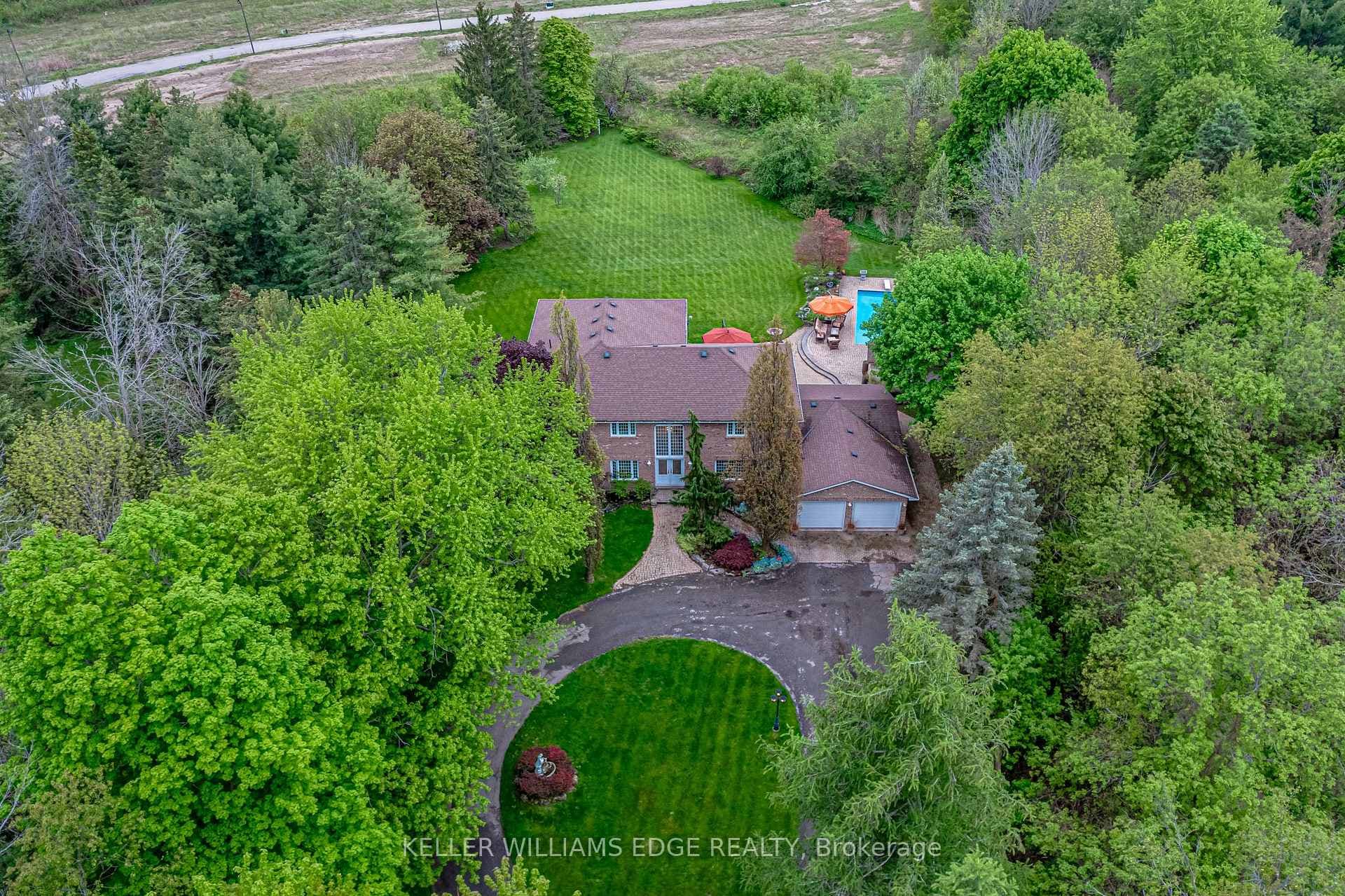 57 Kennedy Road photo 40