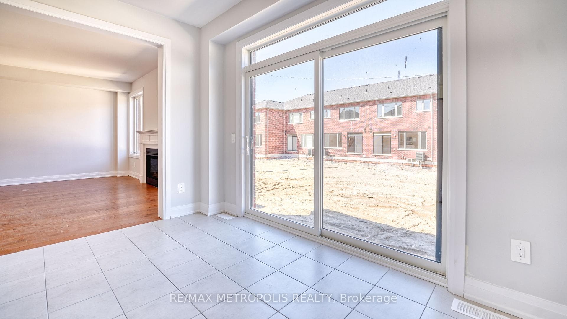 152 St Joseph Street photo 9