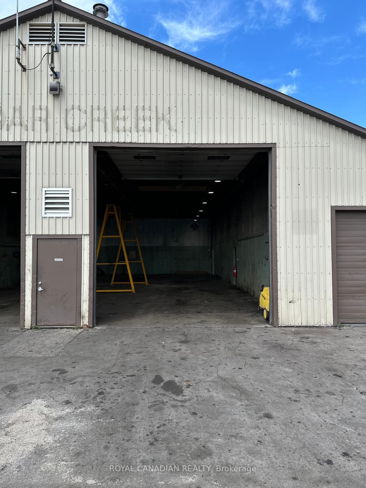 1050 Industrial Road photo 1