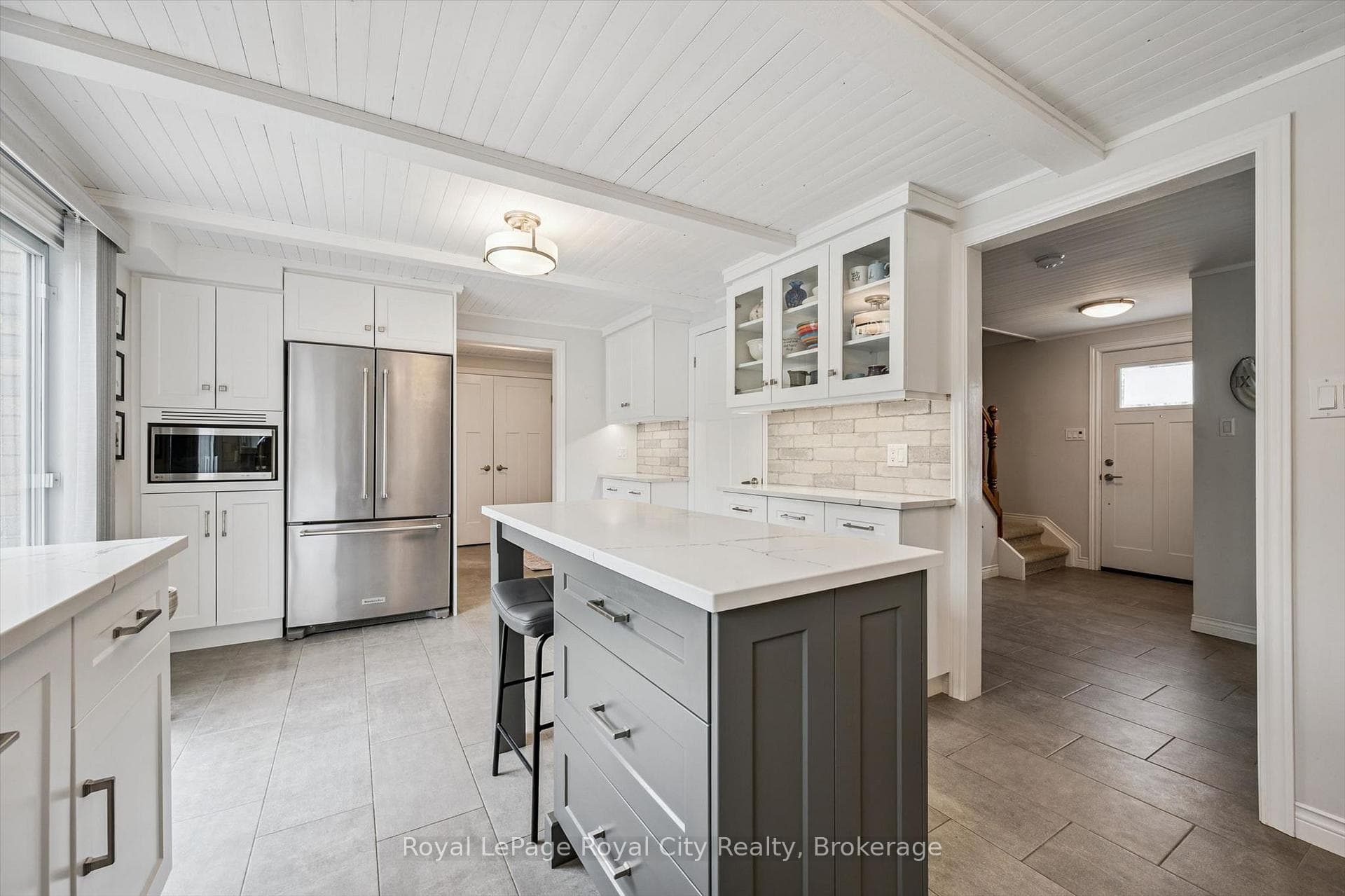 256 West Acres Drive photo 17