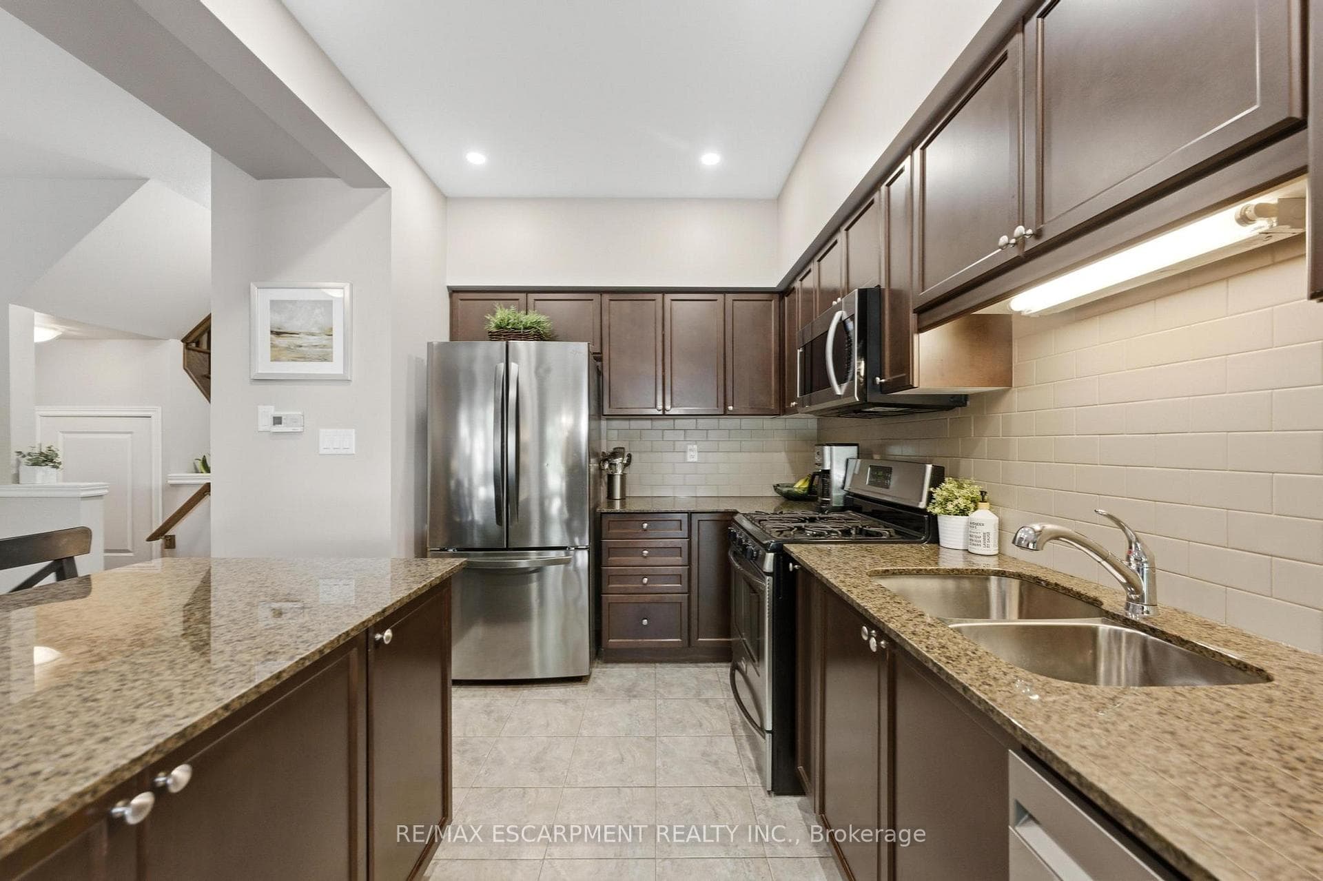 6 Chestnut Drive Unit 34 photo 9