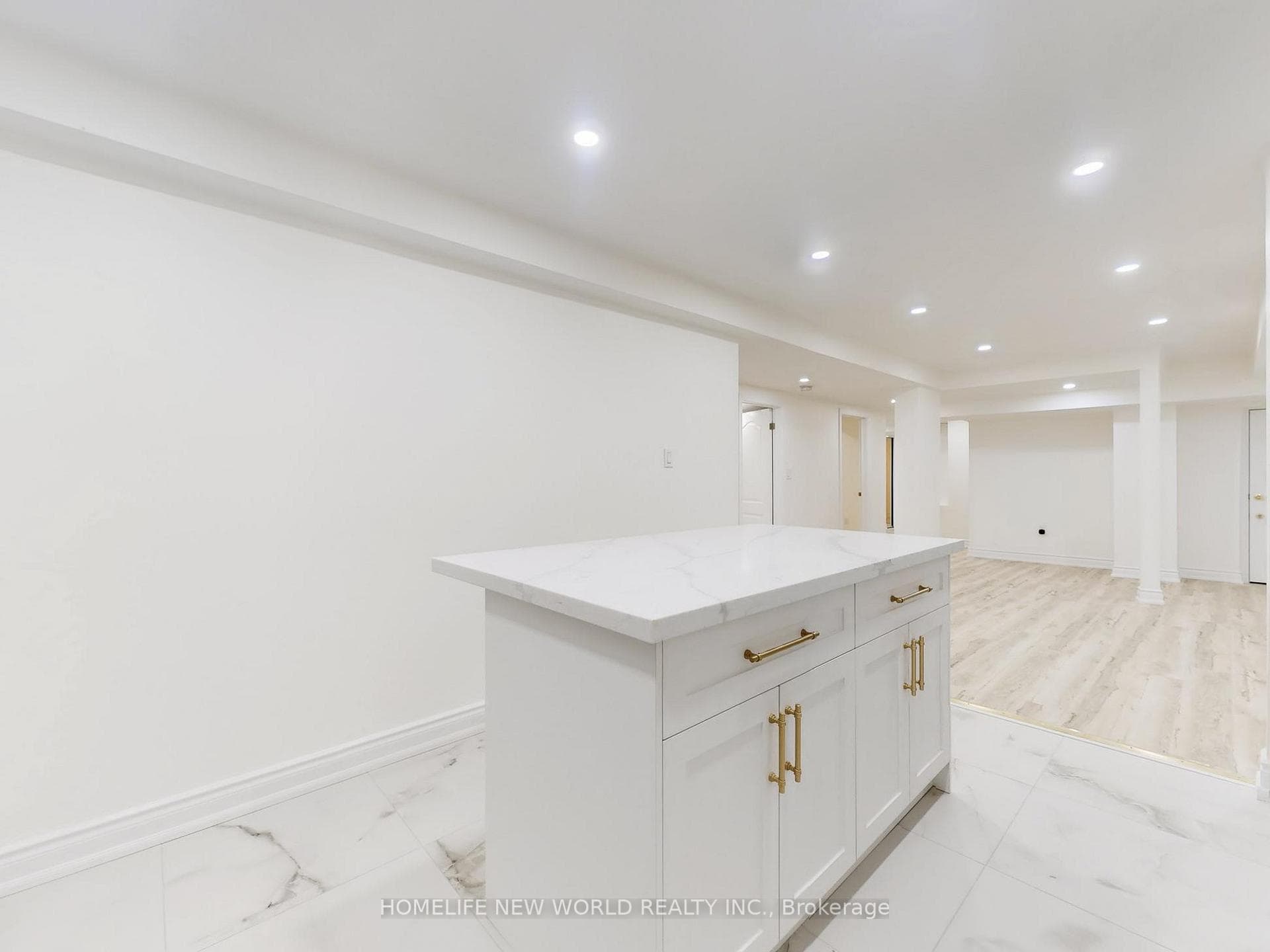 43 Castleford Drive Unit Basement photo 6