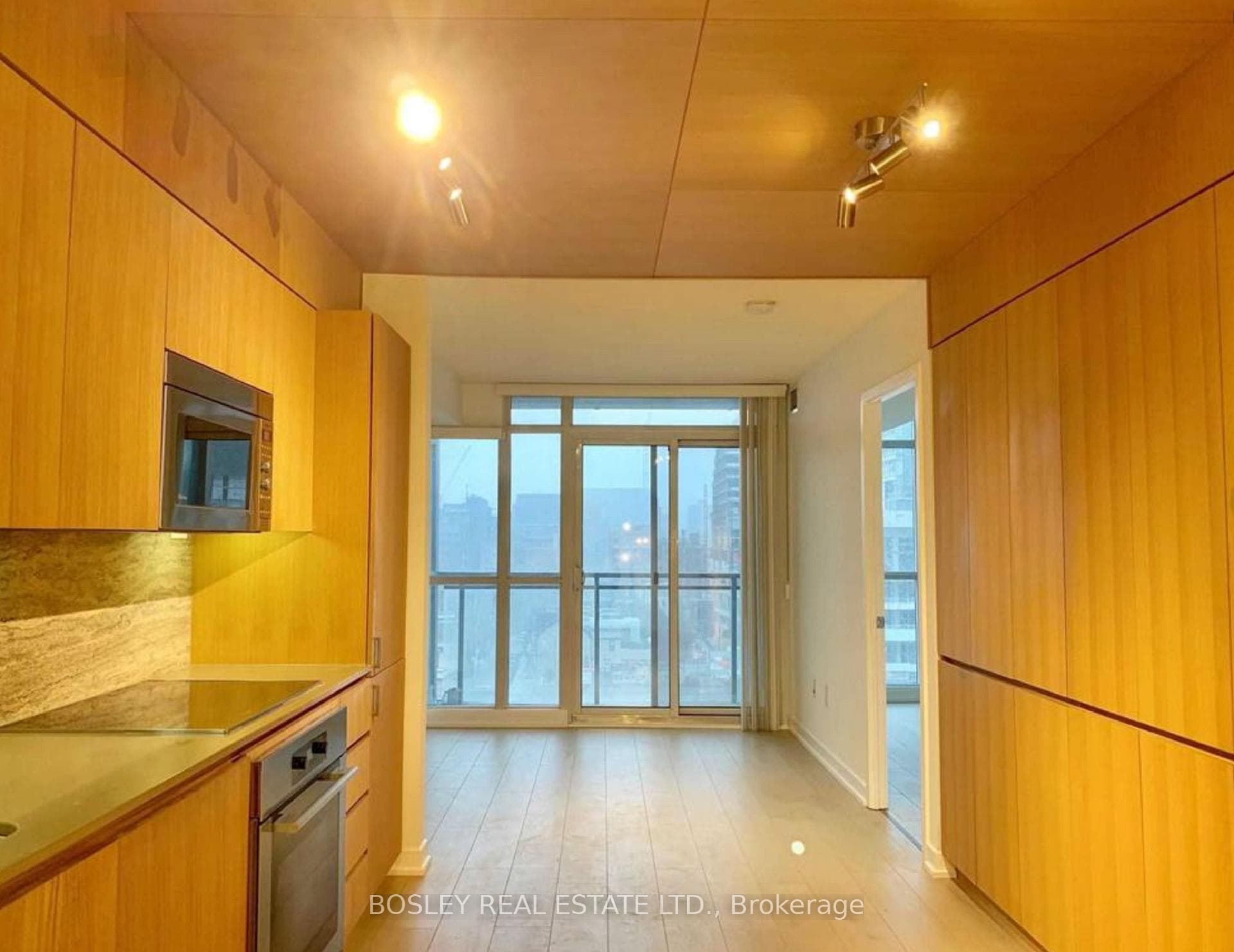 15 Iceboat Terrace Unit 841 photo 3