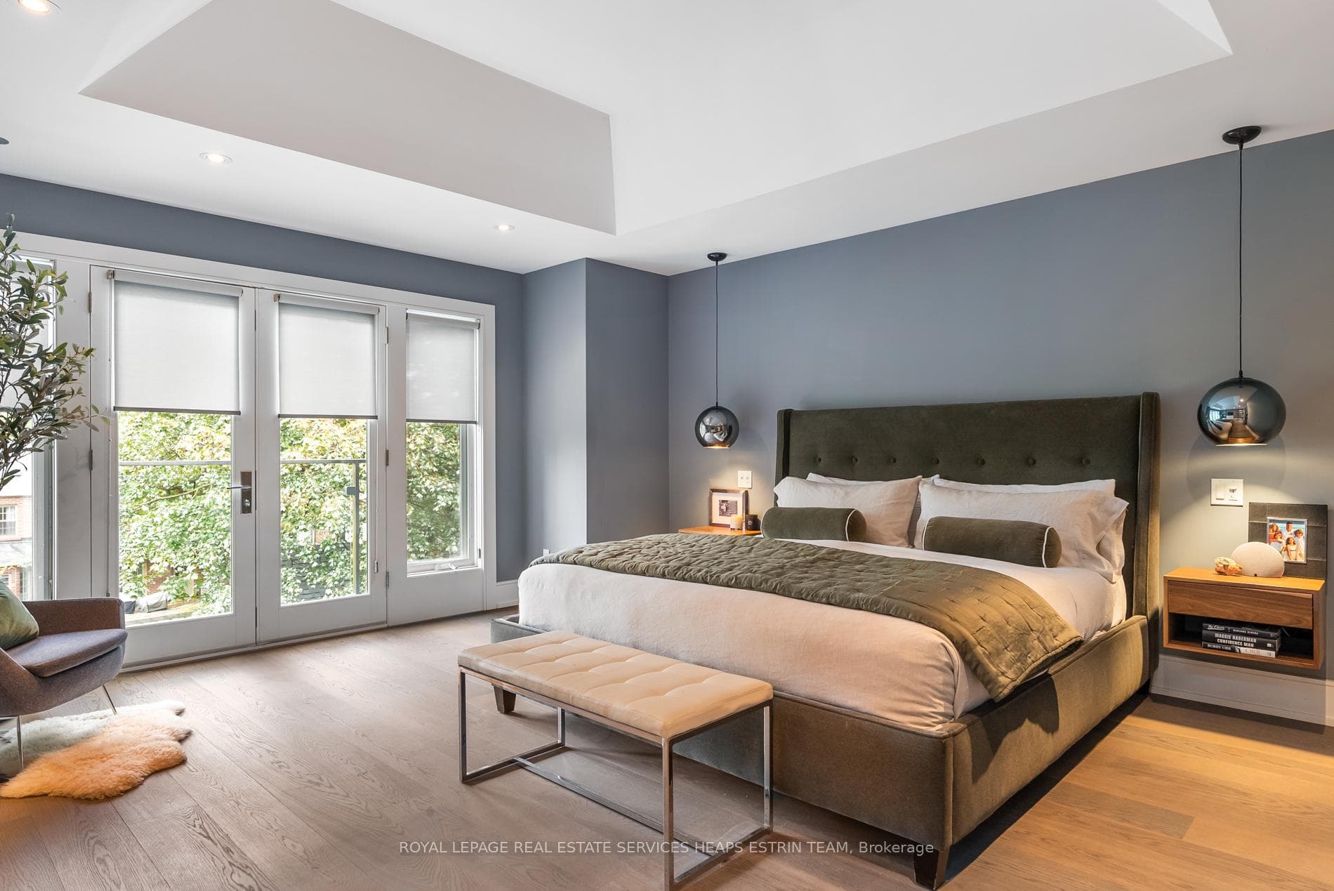 235 Bessborough Drive photo 16