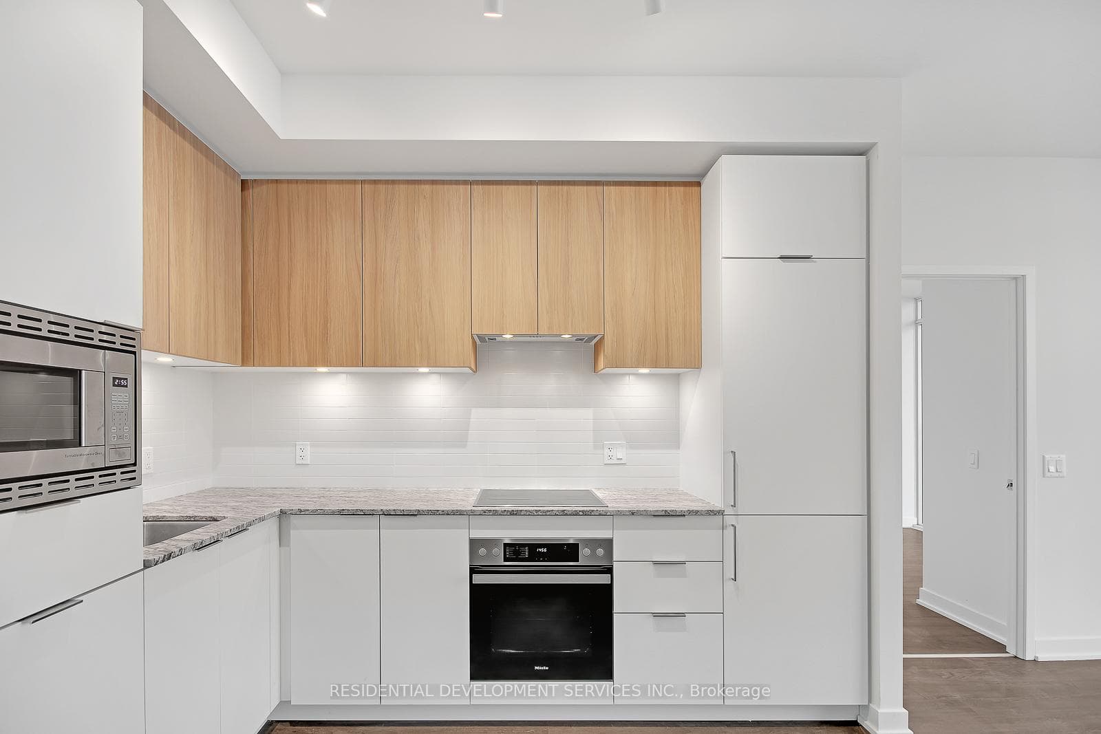 50 O'Neil Road Unit 717 photo 10