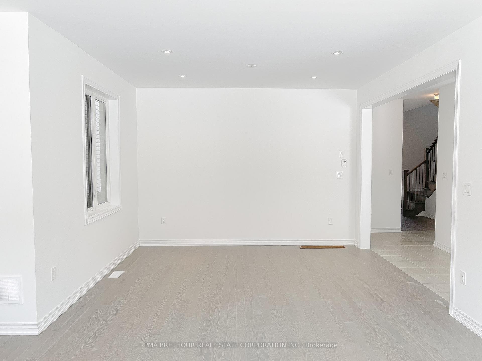 2077 Chris Mason Street photo 27