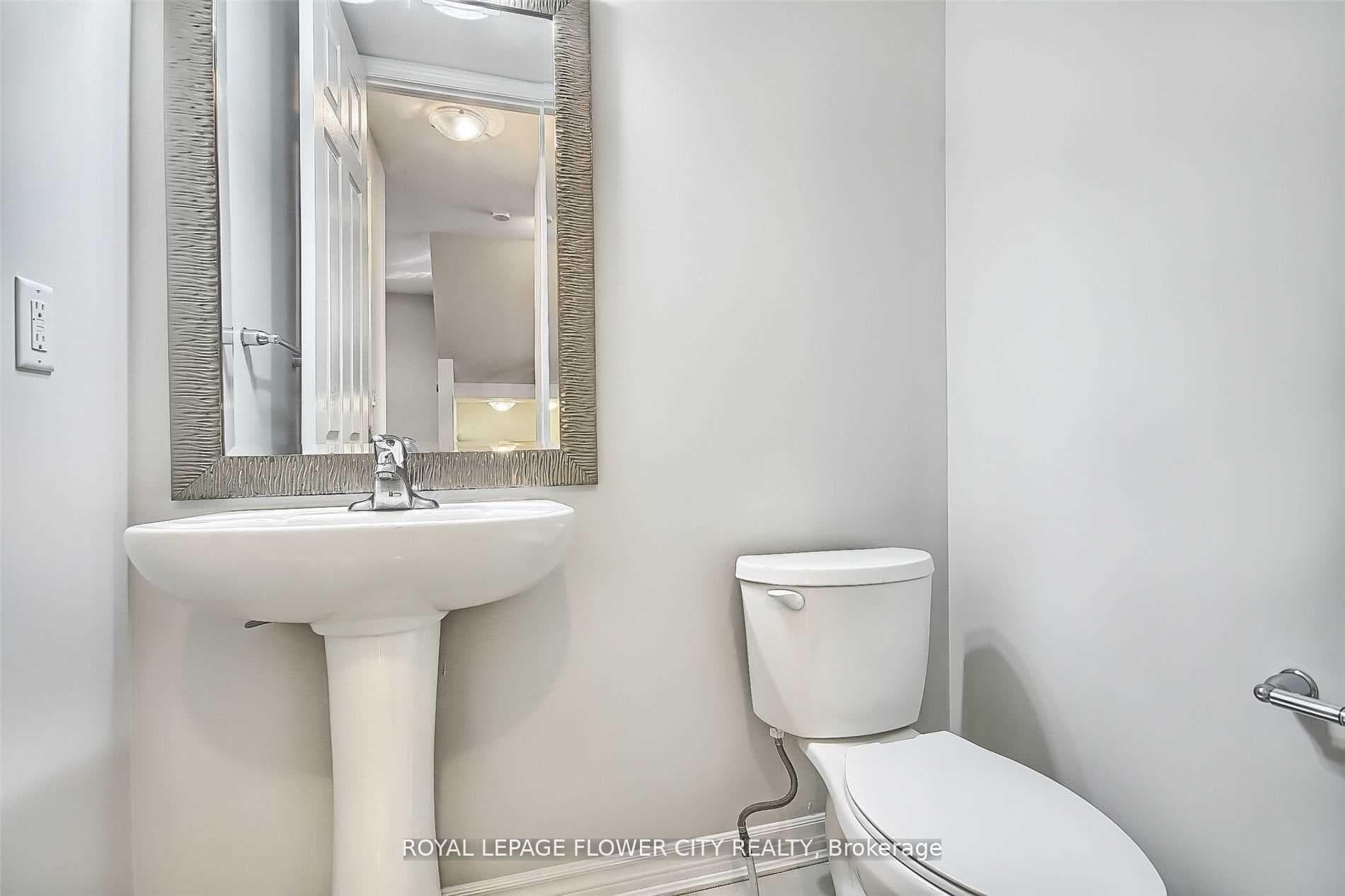 609 Gibson Crescent photo 22