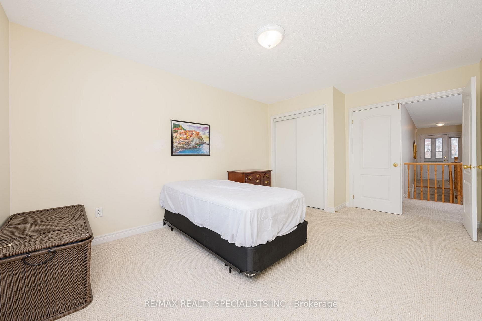 44 Dawkins Crescent photo 28