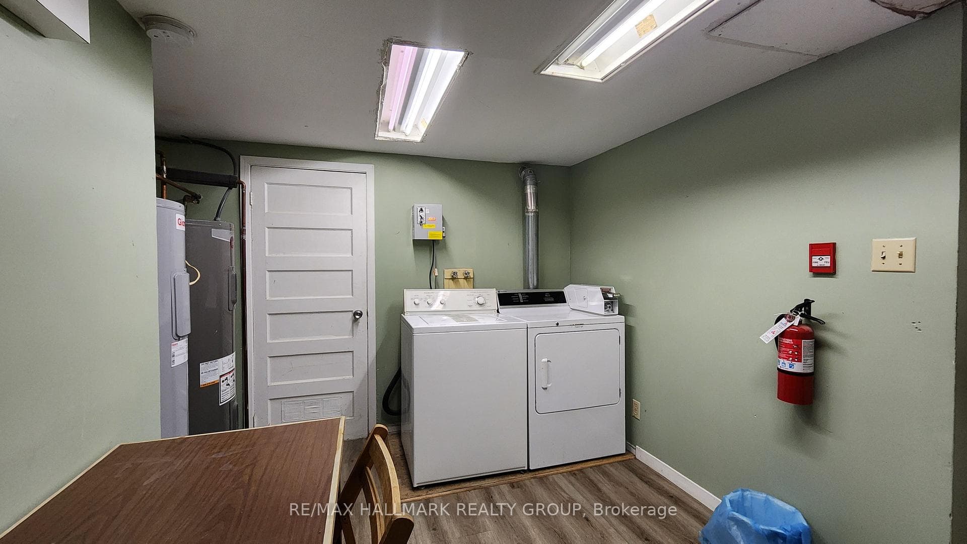 125 Glenora Street Unit 3 photo 29