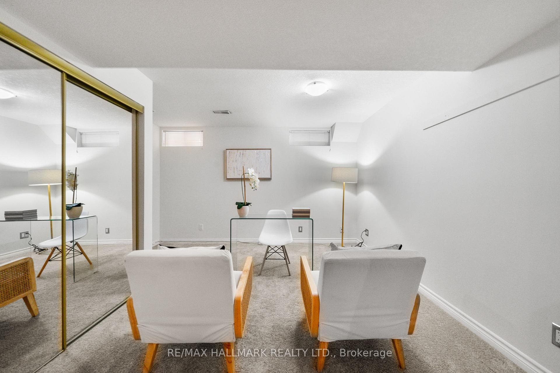 1502 Oakburn Street photo 25