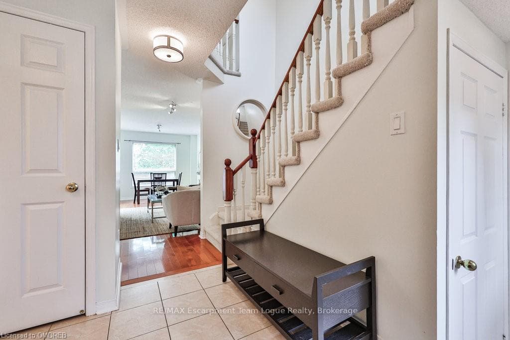 2422 LAZIO Lane photo 7