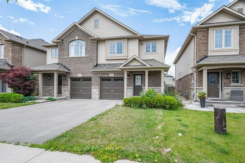 145 Echovalley Drive photo 2