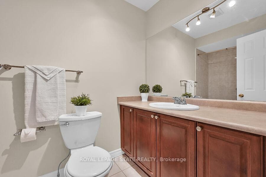 2006 Glenada Crescent Unit 19 photo 25