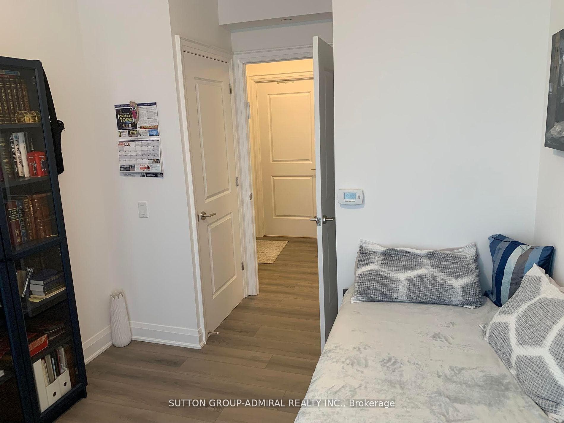 20 Gatineau Drive Unit 702 photo 11