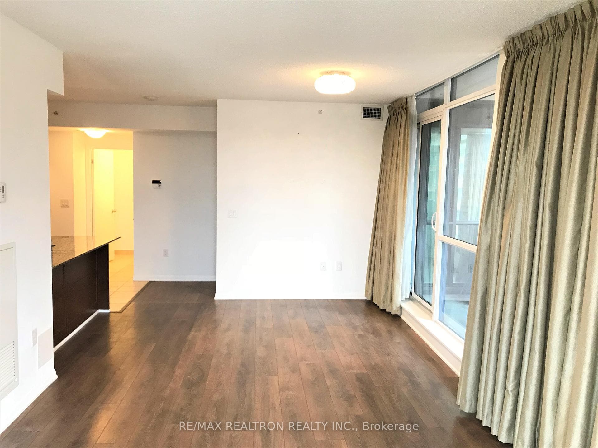 36 Via Bagnato Avenue Unit 630 photo 2