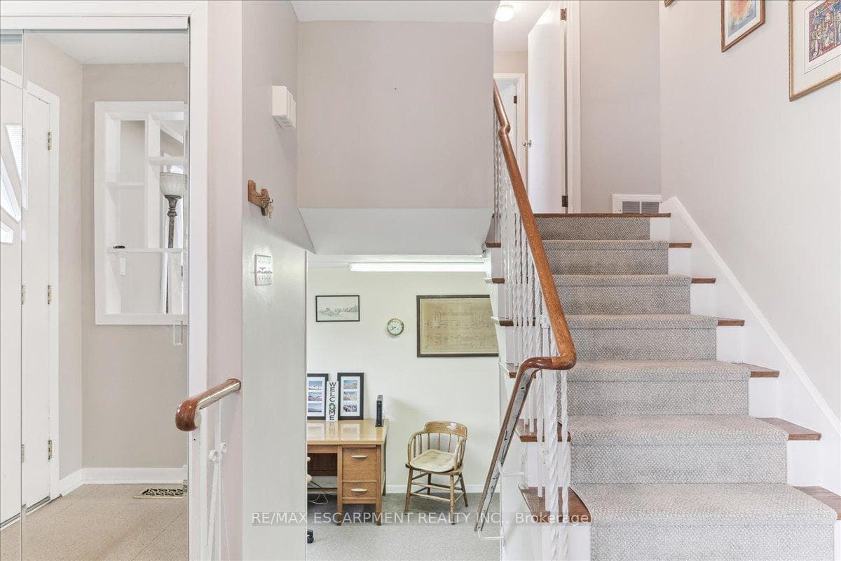 82 Rayne Avenue photo 27