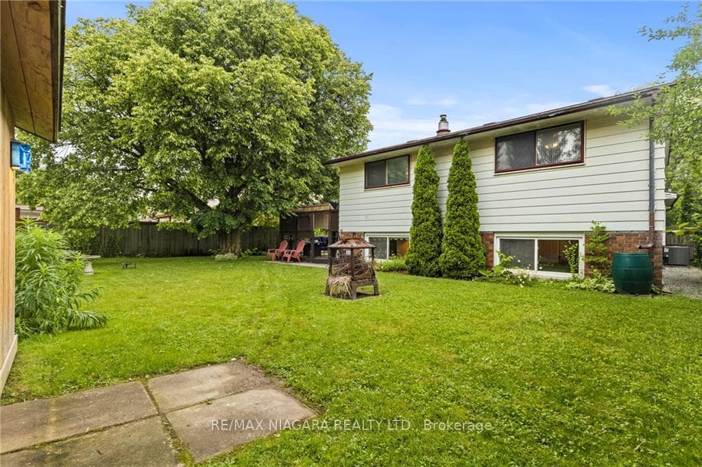 7008 Harriman Street photo 34