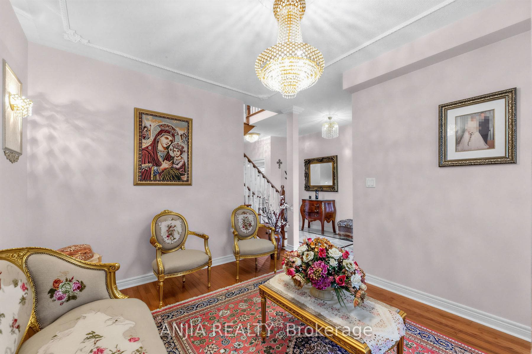 54 Stoneheath Crescent photo 4