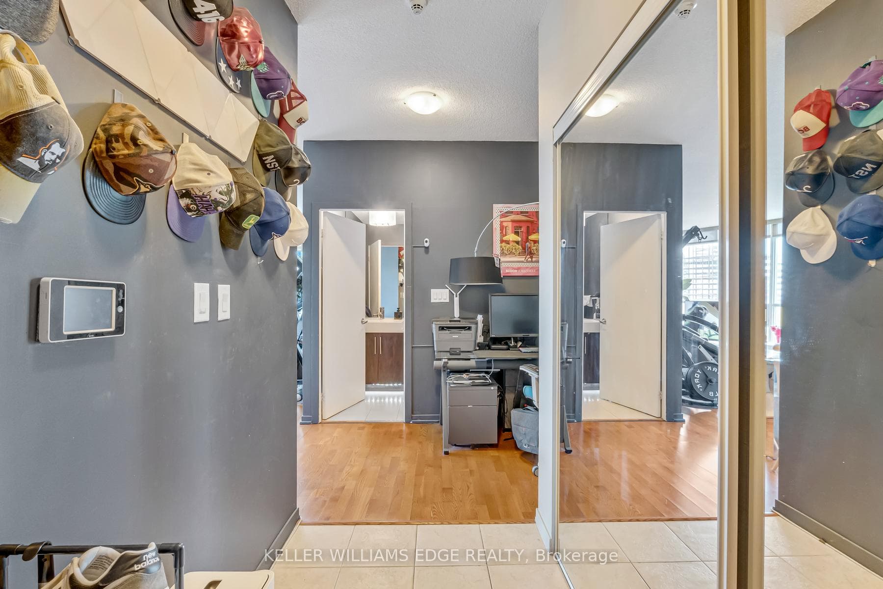 65 Bremner Boulevard Unit 4008 photo 9