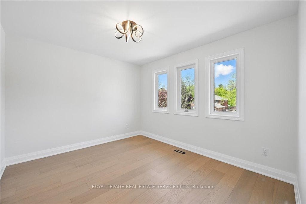 Third Bedroom with Engineered Hardwood Flooring