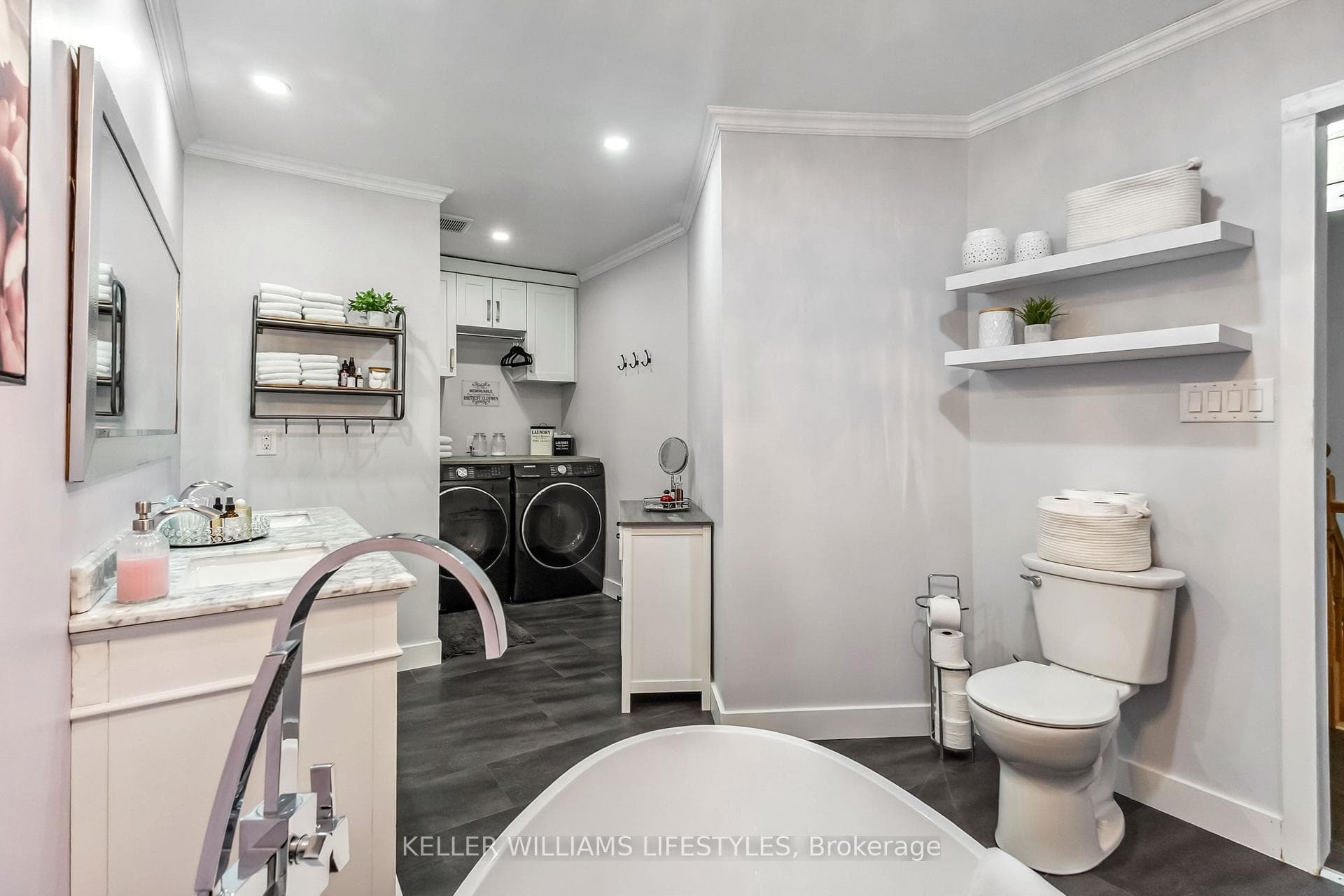 9 Ailsa Place Unit 69 photo 28