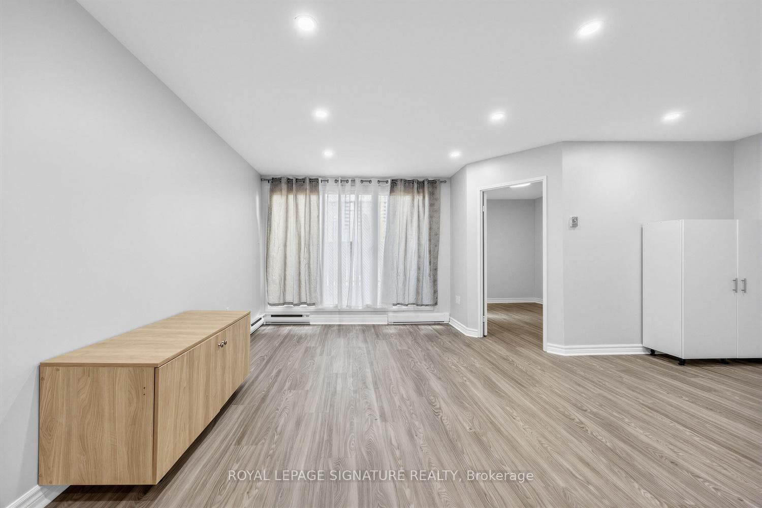 100 Mornelle Court Unit 1097 photo 16