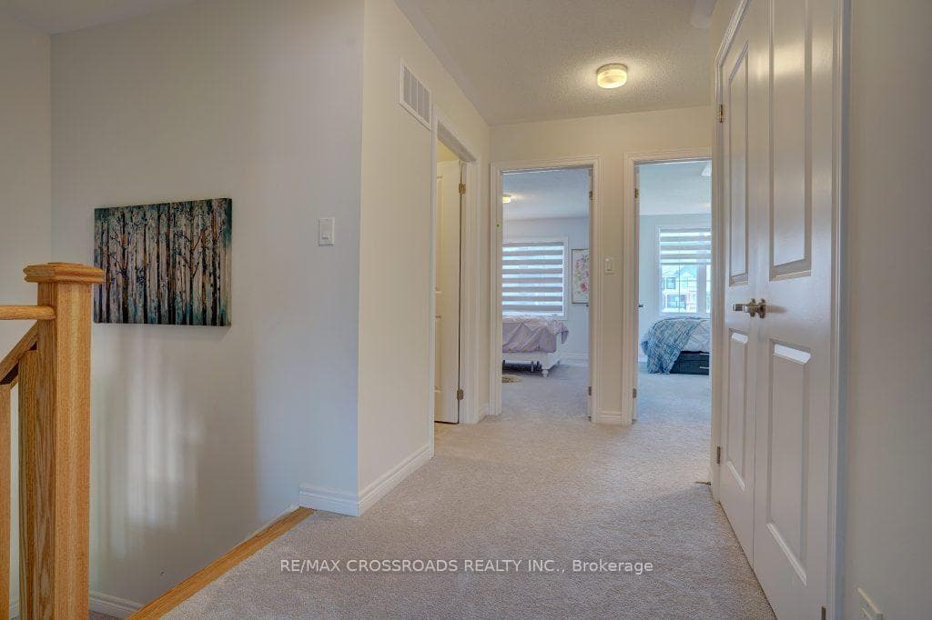 2014 Cameron Lott Crescent photo 23