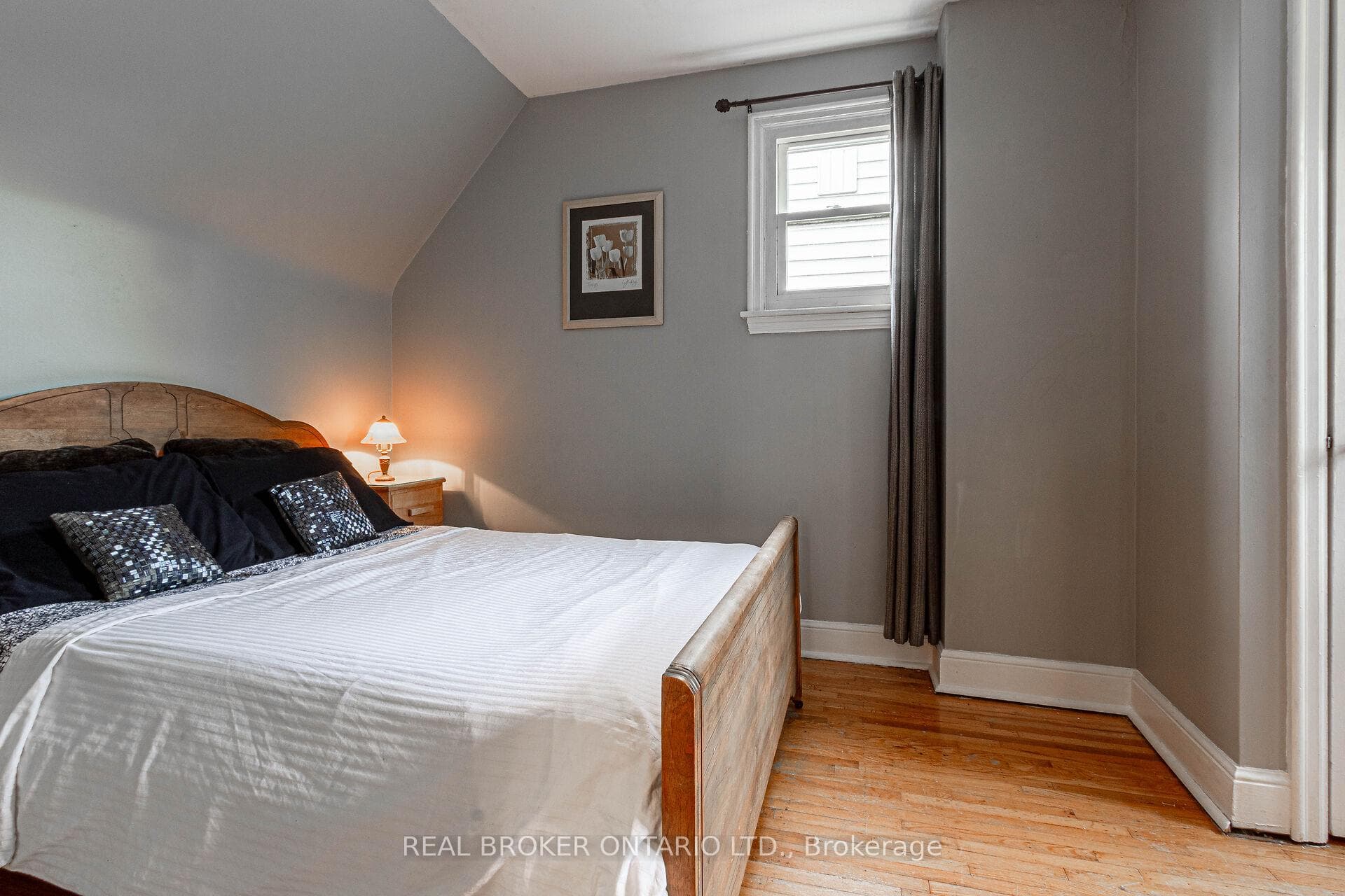 133 Bond Street photo 12