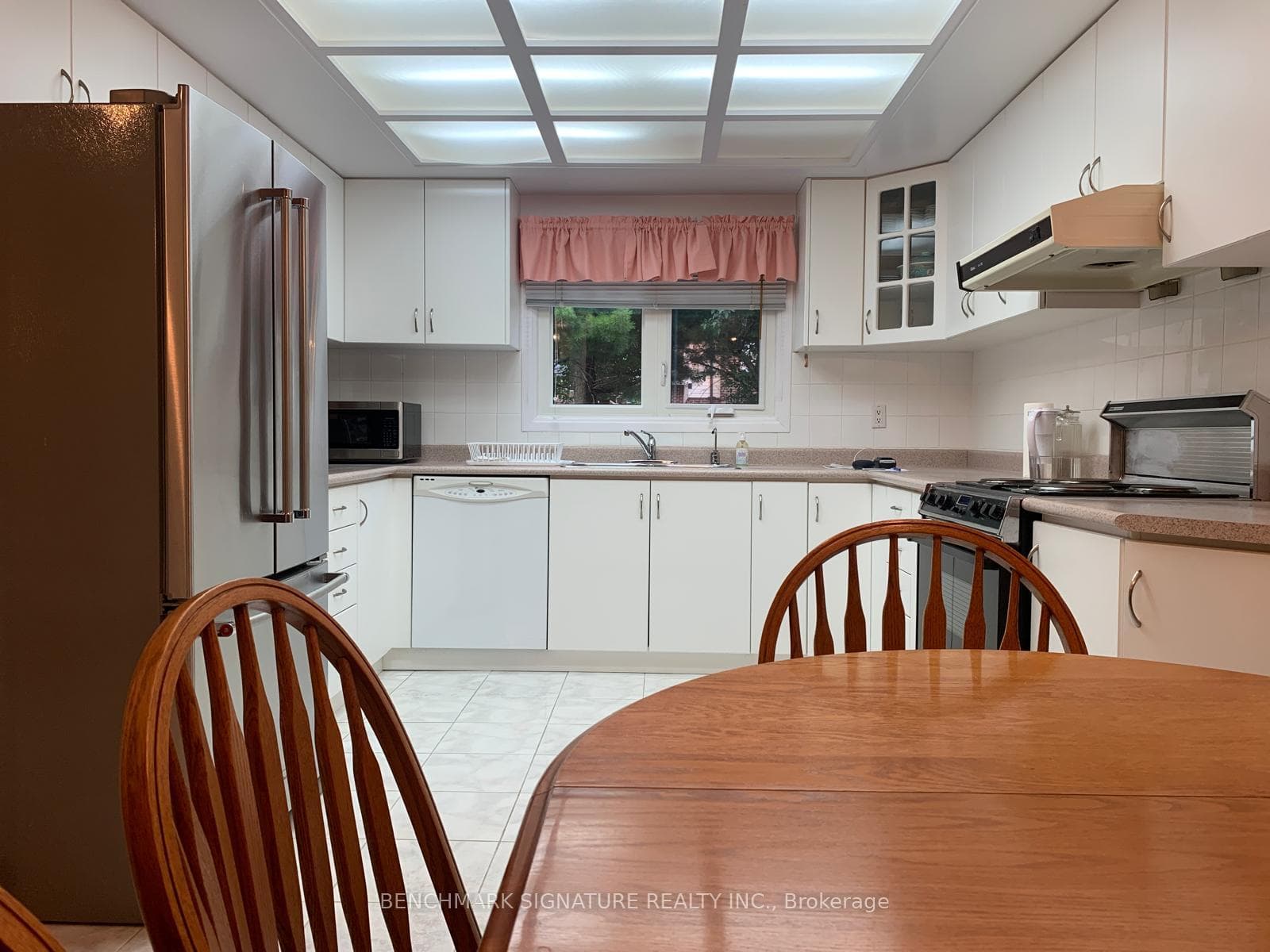 31 Melva Crescent photo 6