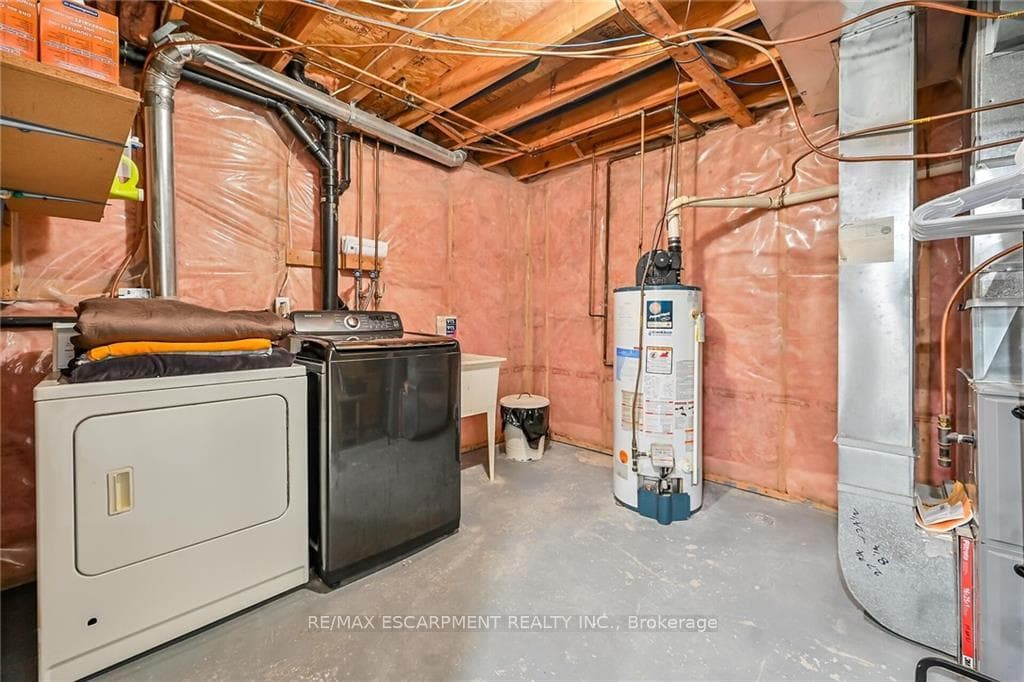15 Caledonia Avenue photo 29
