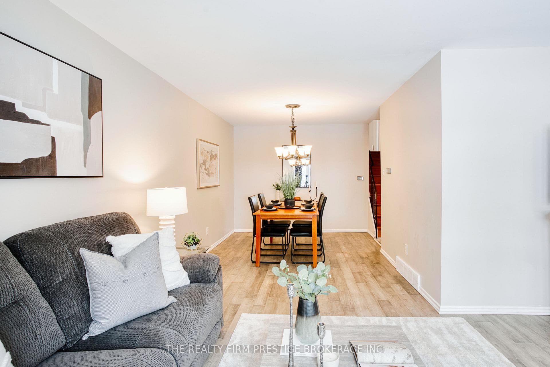 5 Sasha Crescent photo 18