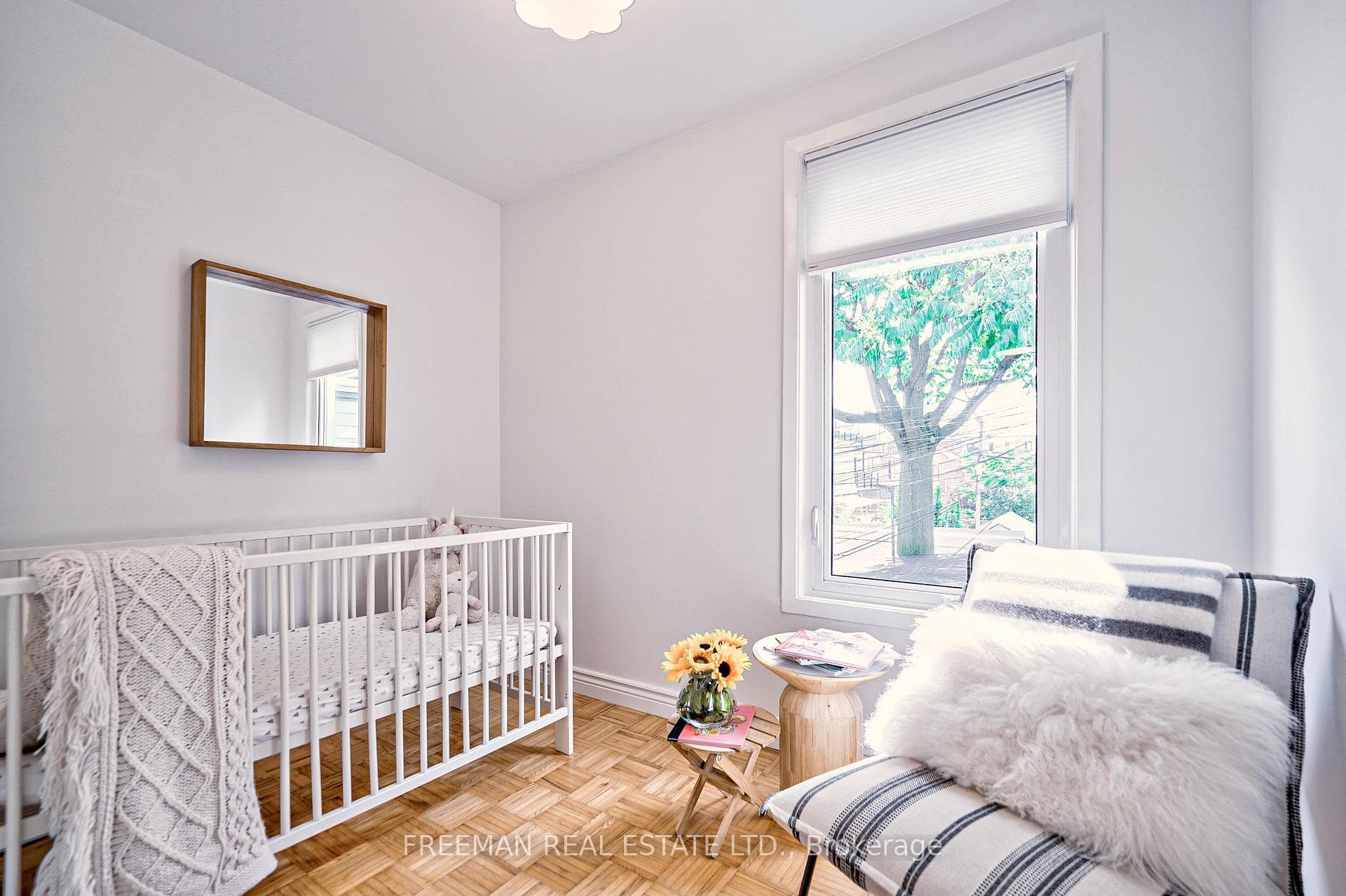 476 Clinton Street photo 20