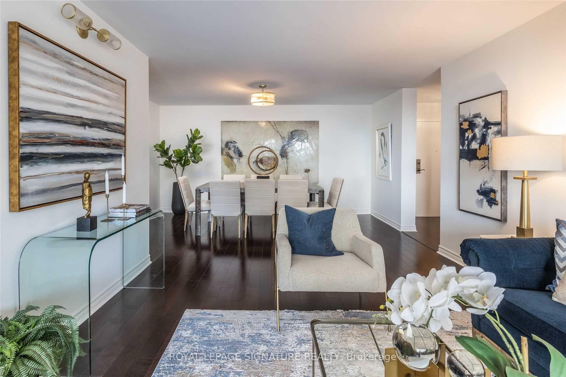 Open Concept Living / Dining
