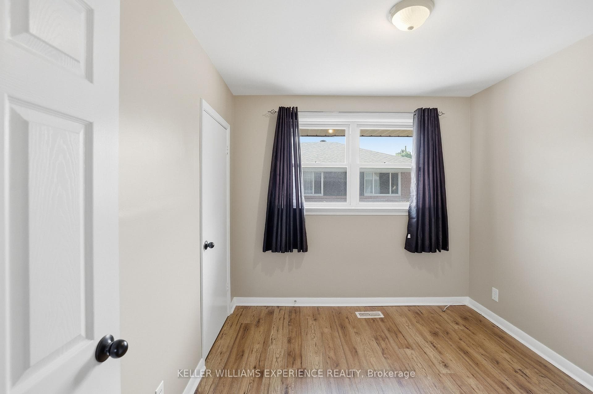 620 OAK Street photo 24