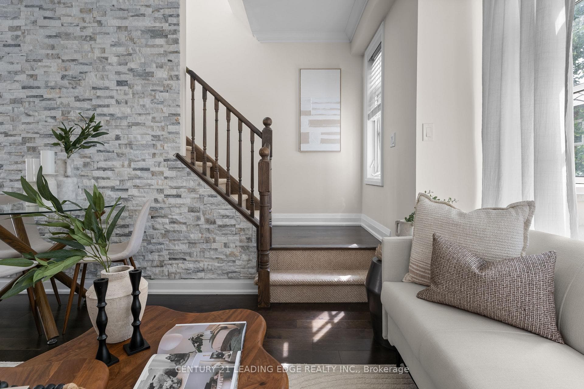 3077 Cawthra Road Unit 18 photo 21