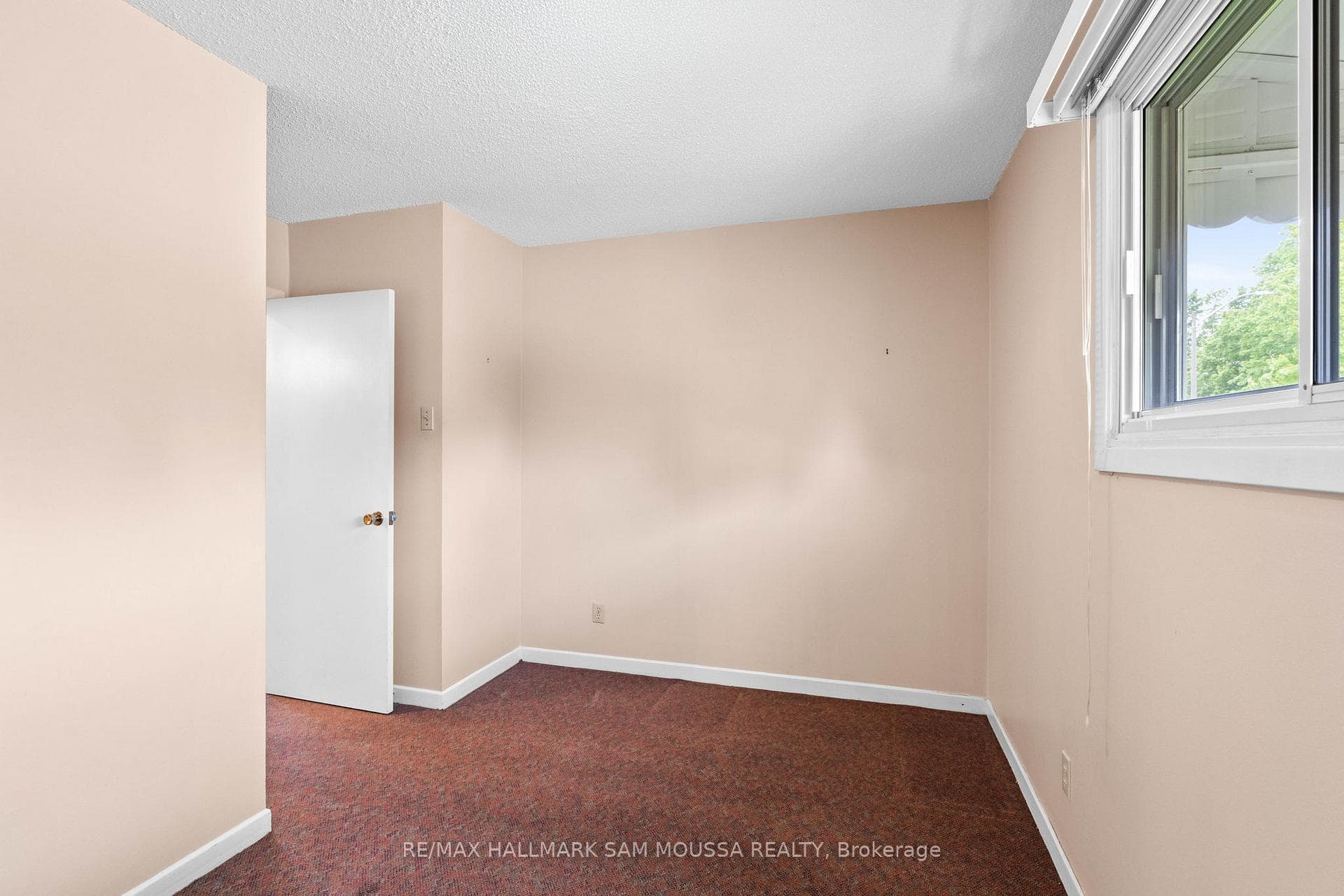 2176 Martha Avenue photo 26